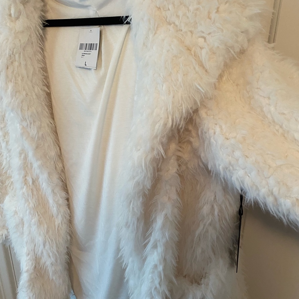 Forever 21 White Teddy Jacket Plush Faux Fur - Picture 2 of 8